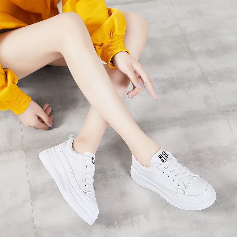 

New Women Casual Sneakers Leather White Sneakers,Breathable Sneakers,Comfort Shoe,Women's Vulcanize Shoes Flat Shoes Female