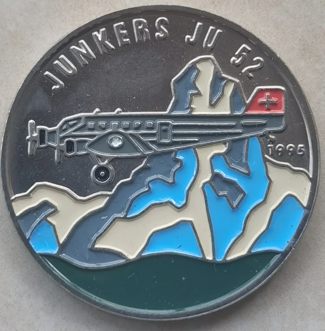 Памятная монета 100 фрака 1995 самолет Цветовая версия Африка 100% оригинальные