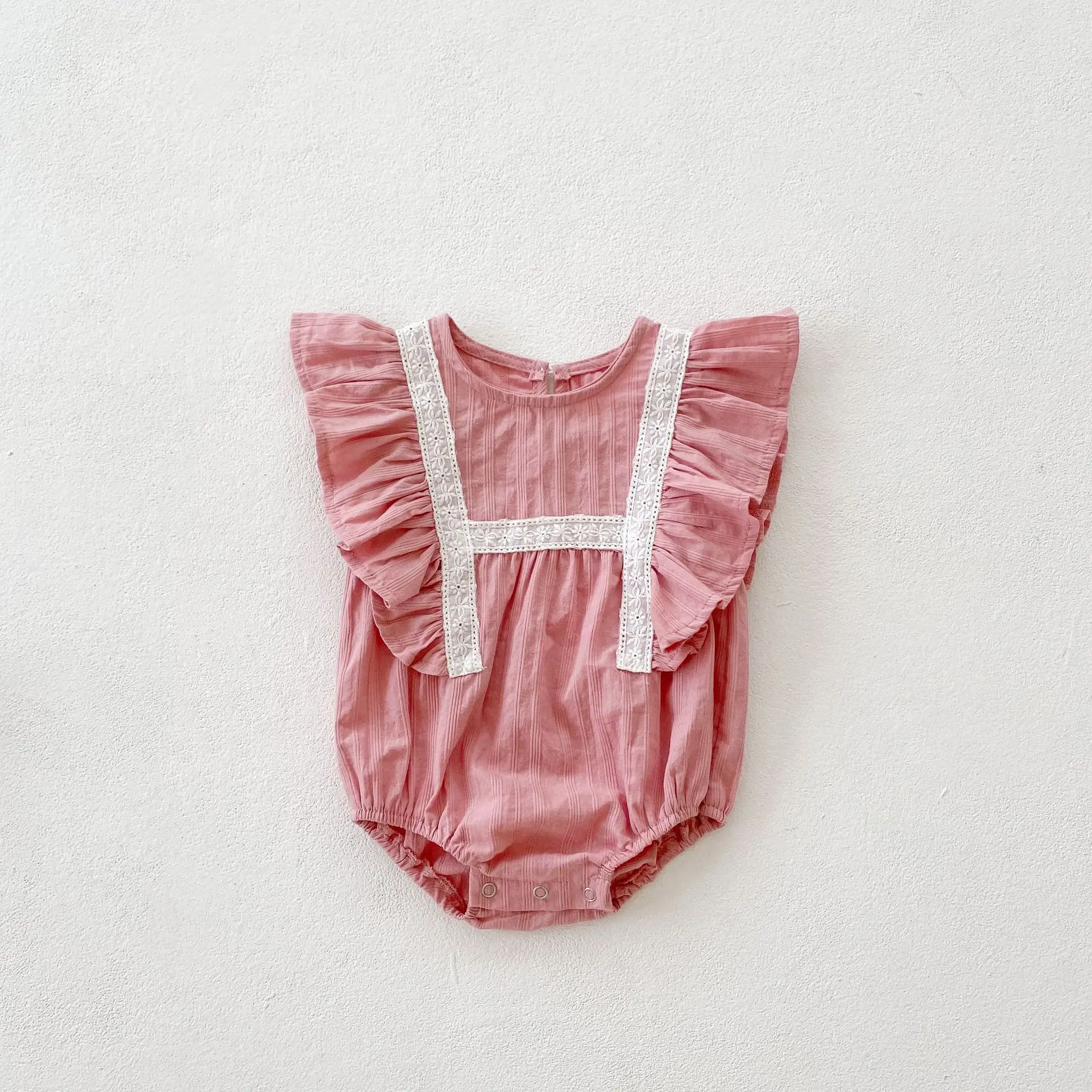 

2021 Summer New Toddler Baby Girl Solid Cotton Sweet Flying Sleeve Bodysuits Kid Lace Embroidery Princess Bodysuit