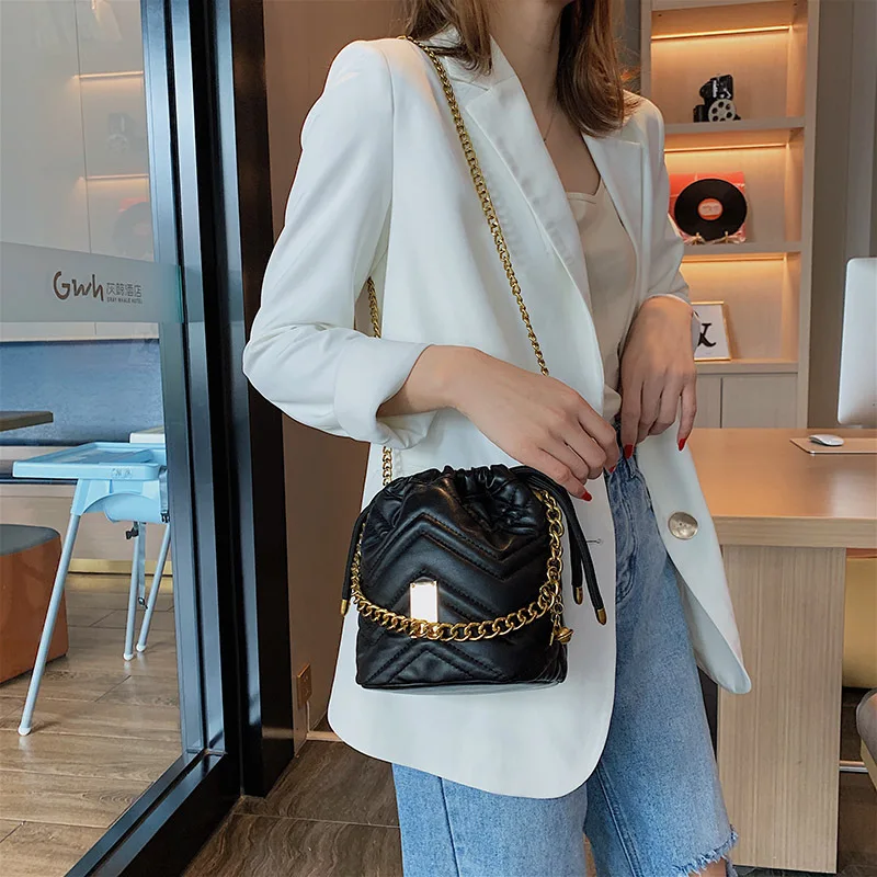 Новая Черная модная сумка-мешок на цепочке женские сумки через плечо