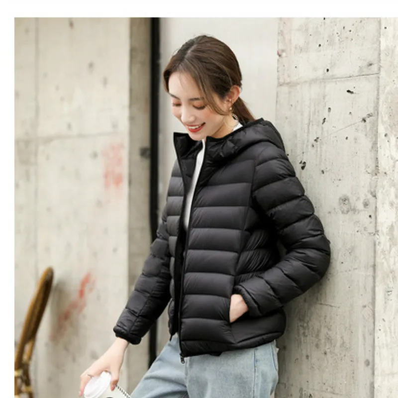 

Autumn and winter new lightweight down jacket women's short Korean fashion slim fit heat storage white duck down jacket tide