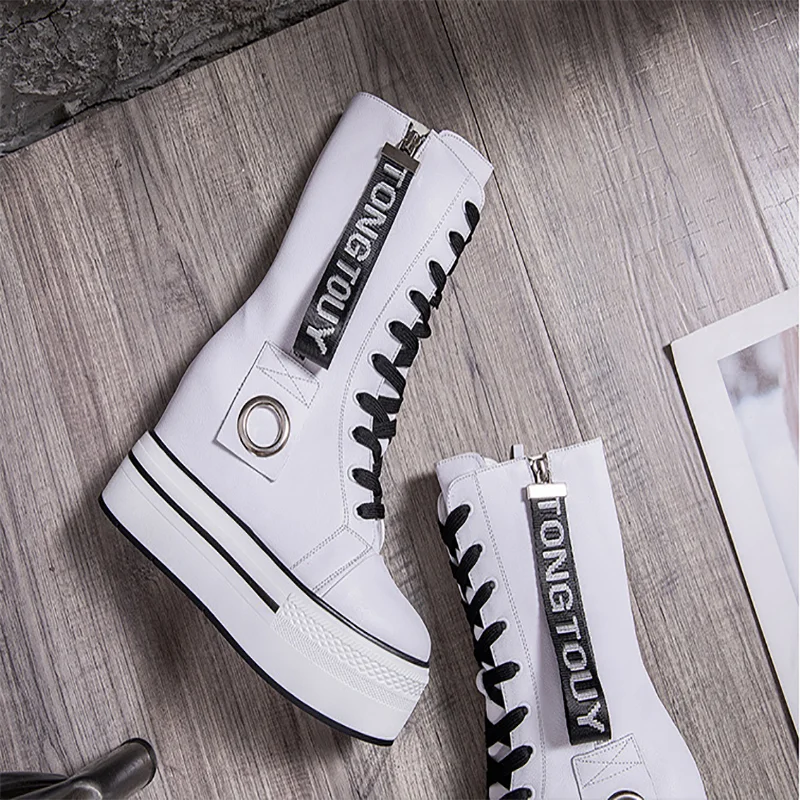 

New Martin Boots Autumn Winter 2020 Female White Keep Warm Plush British Style Thick Soled Women's Flatform Leather Female Botas