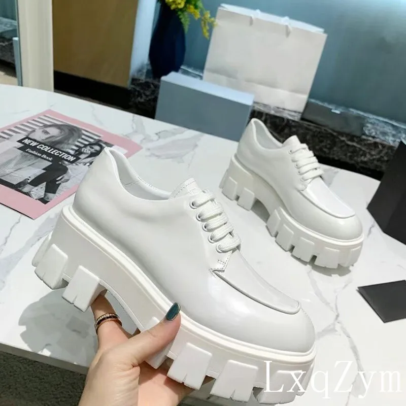 Женские туфли из натуральной кожи на платформе со шнуровкой высокие каблуки