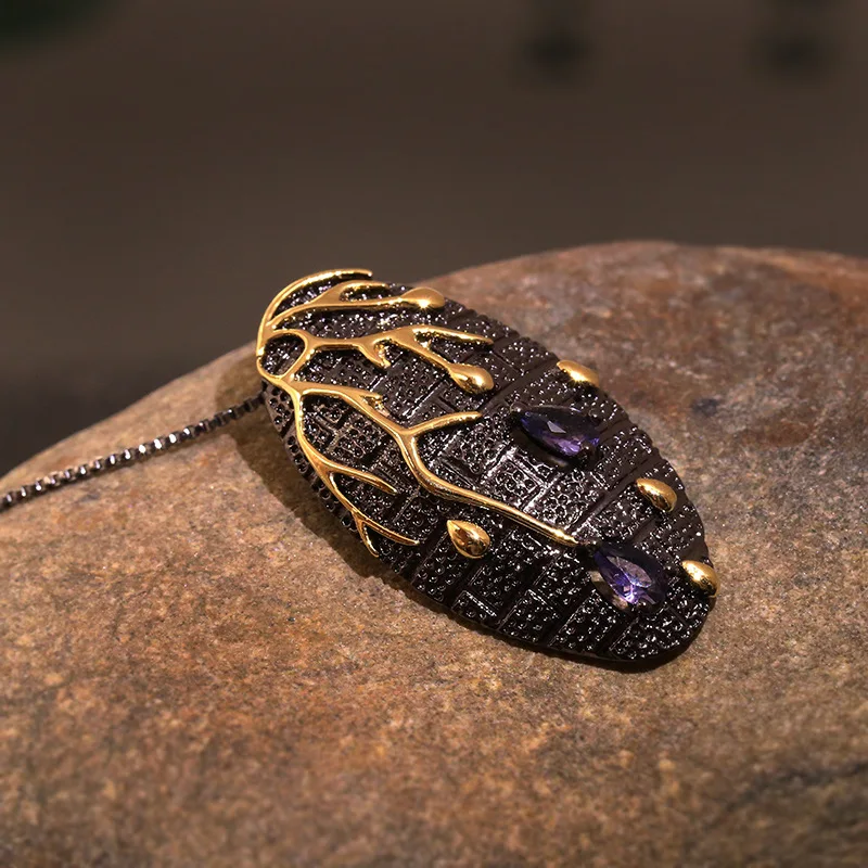

Exaggerated Tree Branch Zircon Necklace for Women Vintage Two Tone Tungsten Gold Oval Personalized Punk Finger Necklace Jewelry