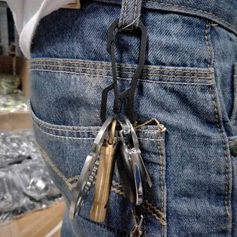 

Stainless Steel Climbing Carabiner Keychain Clip Outdoor Mountaineering Hook Key Chain ALS88