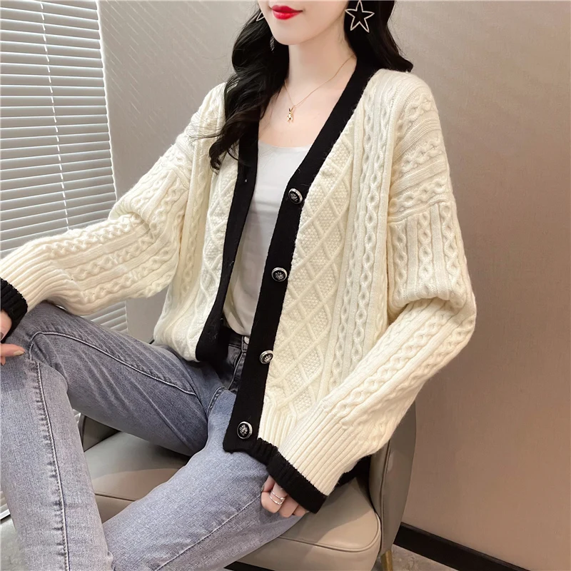 

19677 (room 6, row 4, No. 4) solid color twist collar color matching knitted cardigan 54