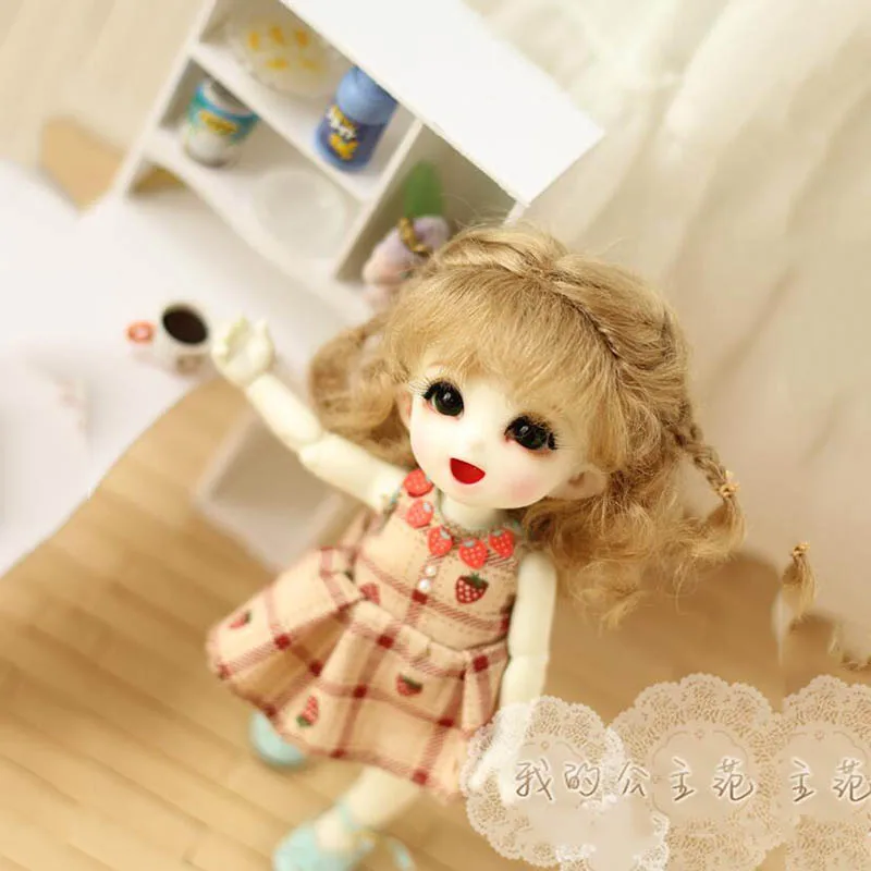Bybrana bjd 1/3 1/4 1/6 1/8 мохер принцессы двойная оплетка короткие кудрявые волосы, розовые, желтые, морковь светильник коричневый пользовательские кукольный парик