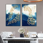 Настенная картина в современном абстрактном скандинавском стиле, холст с изображением золотой рыбы, синего моря, постер, украшение для дома, настенная живопись для гостиной