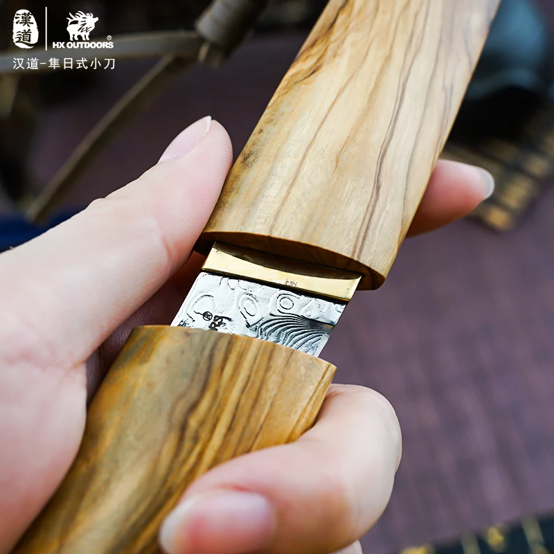 Нож из дамасской стали клинок с черной ручкой для кемпинга и пешего туризма