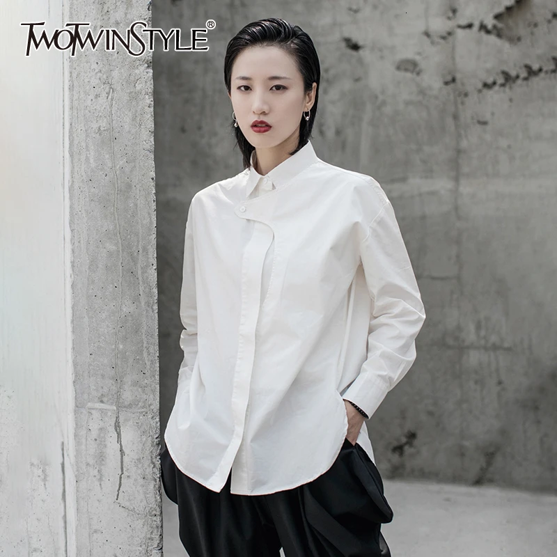 TWOTWINSTYLE повседневные свободные Асимметричные Блузы для женщин воротник с