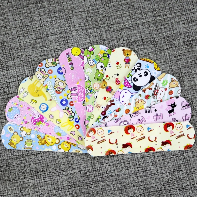 

100Pcs Cartoon Waterproof Bandage Band-Aid Hemostatic Adhesive For Kids Children,Long bandage round waterproof bandages