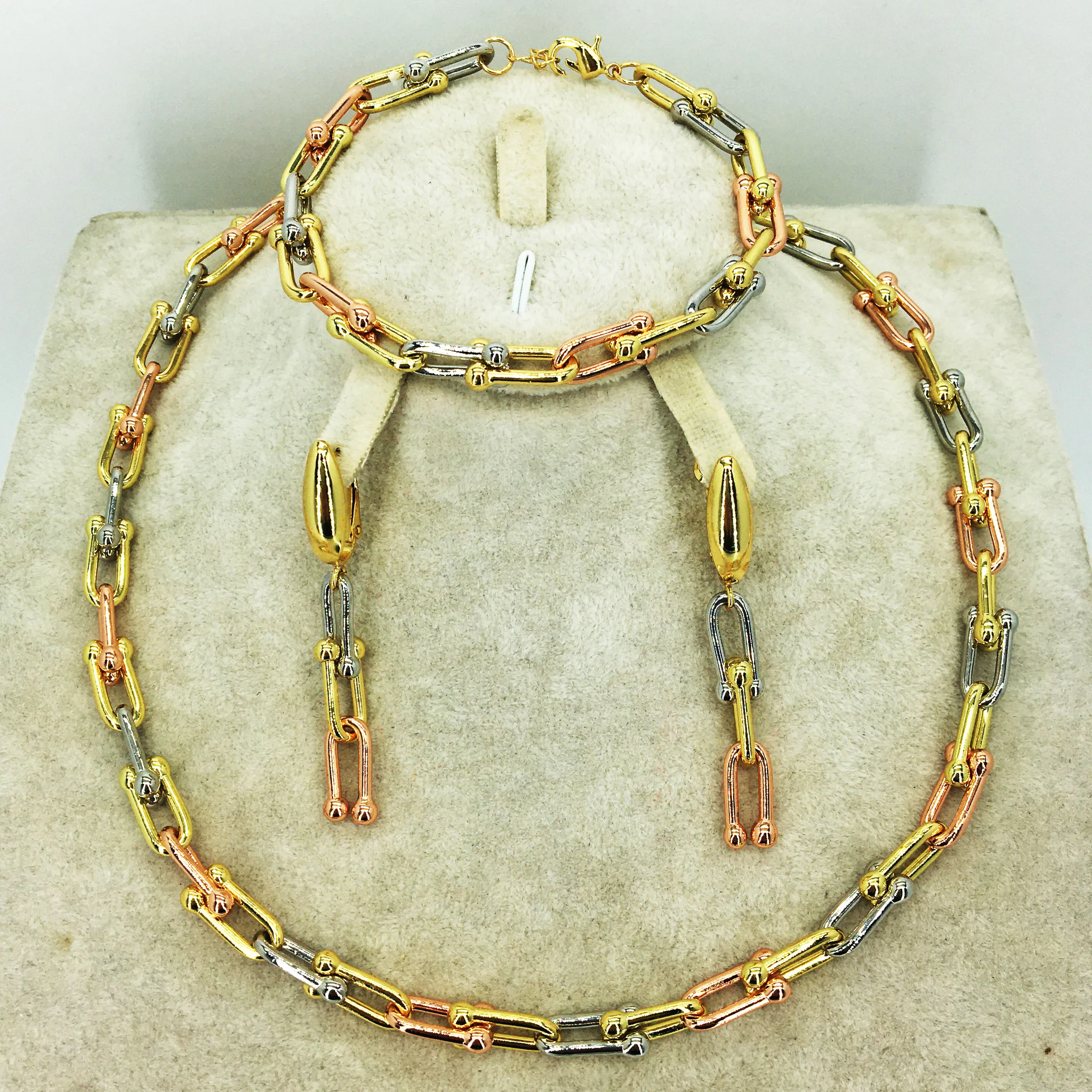 

Wholesale new Dubai gold jewelry women's fashion necklace boutique jewelry set Wedding Necklace 24K Gold Design Necklace