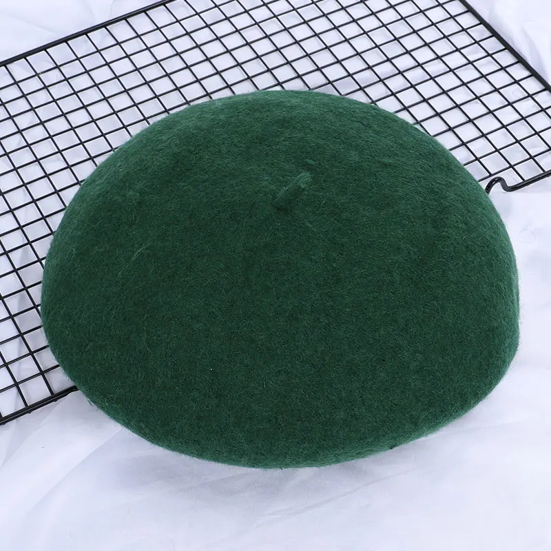 Green Новые Зимние береты для девушек, шапка для женщин, шапка для художника, шапка из шерсти COKK, женские зимние шапки для женщин, вязаная шапка с плоской подошвой - Цвет: Green
