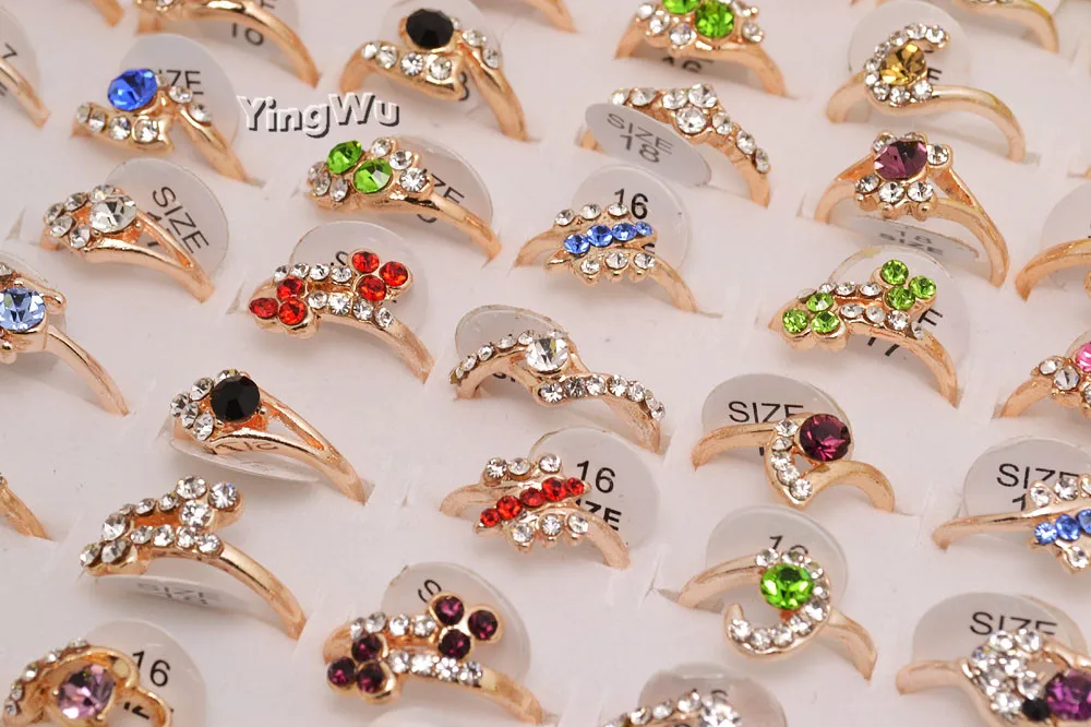 

Yingwu 30pcs Wholesale Ring Mix Bulk Lots Jewelry Fashion Gold Color Womens Ring Rhinestone Wedding Rings