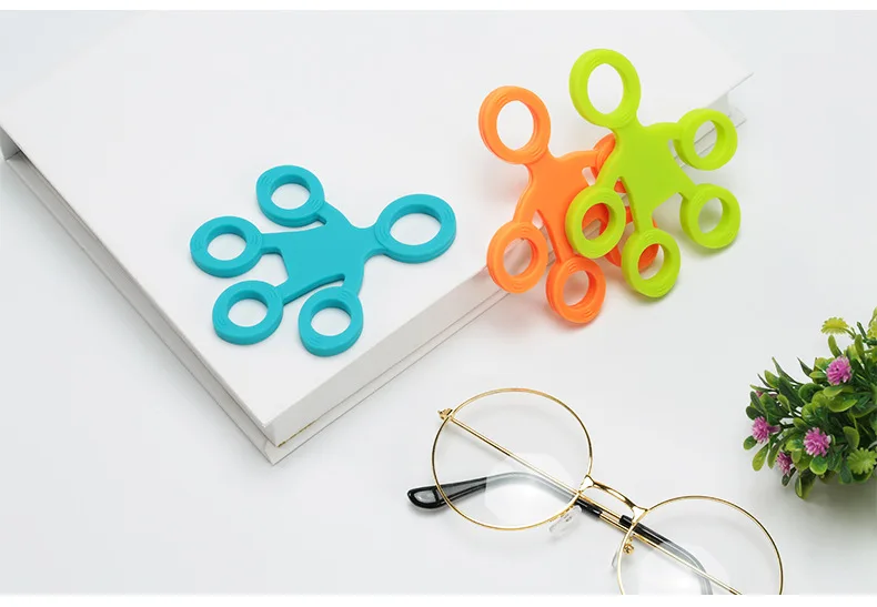 

Fidget Silica Gel Finger Puller Antistress Hand Ring Adult Finger Strength Training Band Toys for Children Squish Toy Gifts