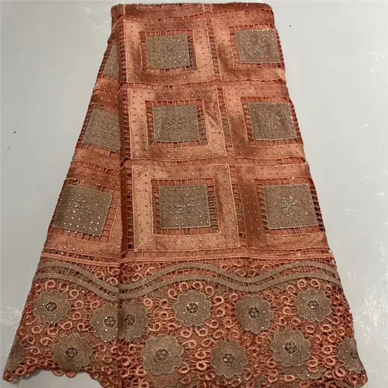

2019 Latest Guipure Lace Cord Lace Embroiderey French African Cord Lace Fabric High Quality Nigeria Lace Fabric For Wedding gold