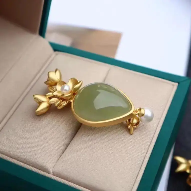 

Natural Hetian Pendant Female Gray Jade Drop-Shaped Necklace Niche Original Design Chinese Style Vintage Small Flower Brooch