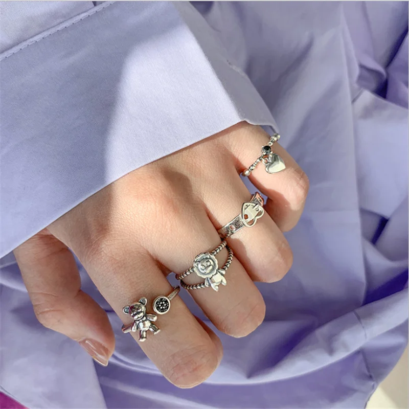 

Distressed Bear Ring Retro Simple Niche Design Wild Holiday Gift Party Jewelry Wholesale