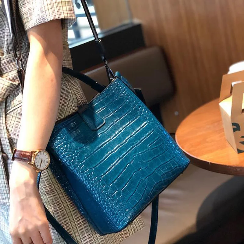 Famous Brand Genuine Leather Women Handbag Fashion Bucket Bag Alligator Shoulder Female Casual Messenger New Totes | Багаж и сумки