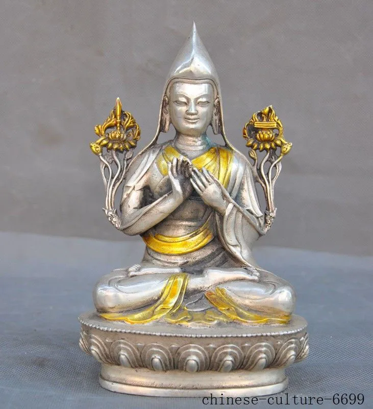 

Рождественский Старый тибетский буддистский храм позолоченного серебра, Guru падмасамбхава Ринпоче статуя Будды Хэллоуин