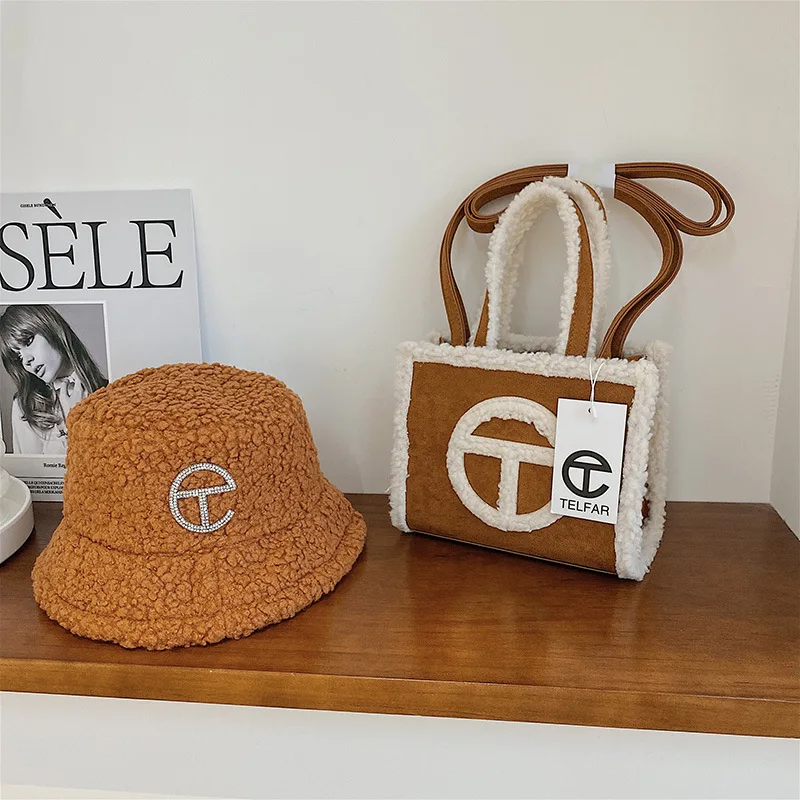 

Telfar Handbags Brand Designer Winter Warm Fur Large Shipping Bag And Caps Women Luxury Fluffy Plush Telfar Tote Bag And Hat Set