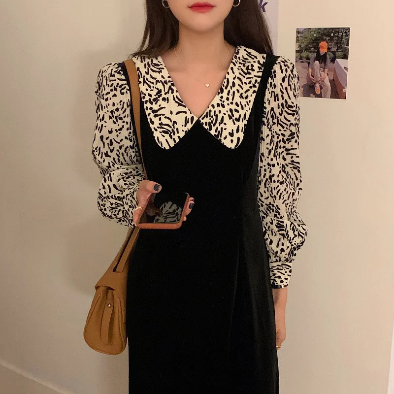 Зимнее платье корейское шикарное бархатное с воротником для младенцев