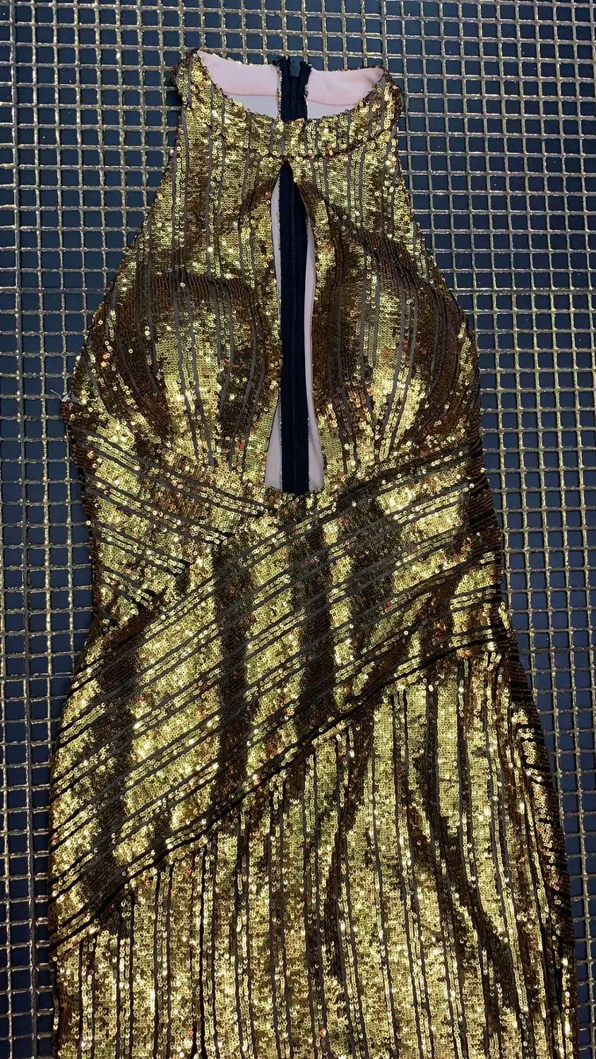 2019 Новый стиль Мода Холтер спинки блестками выдалбливают разрезом знаменитостей