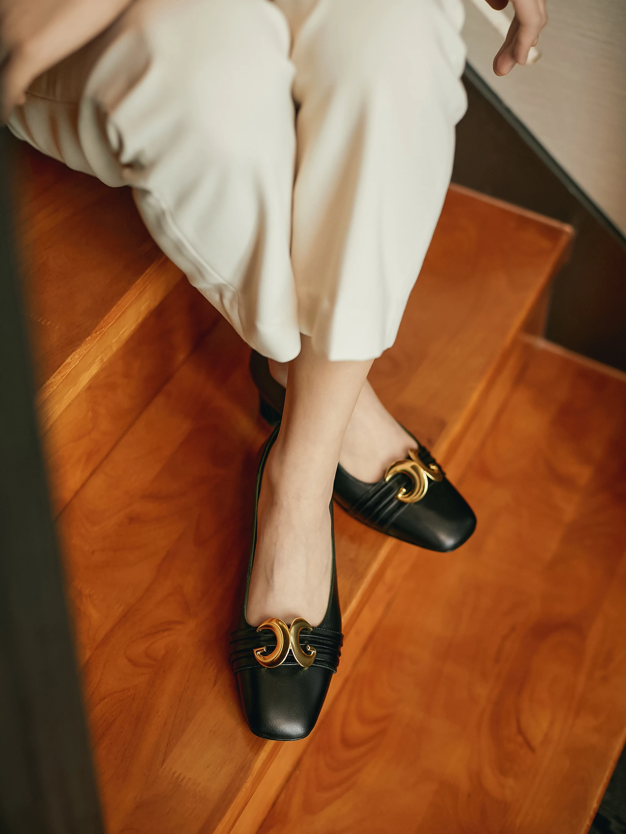 

JICHEBED HU2021 New Woman Shoes Natural Genuine Leather Pumps Square Toe High Heels Metal Decoration Thick Heel Shoes Ladies F