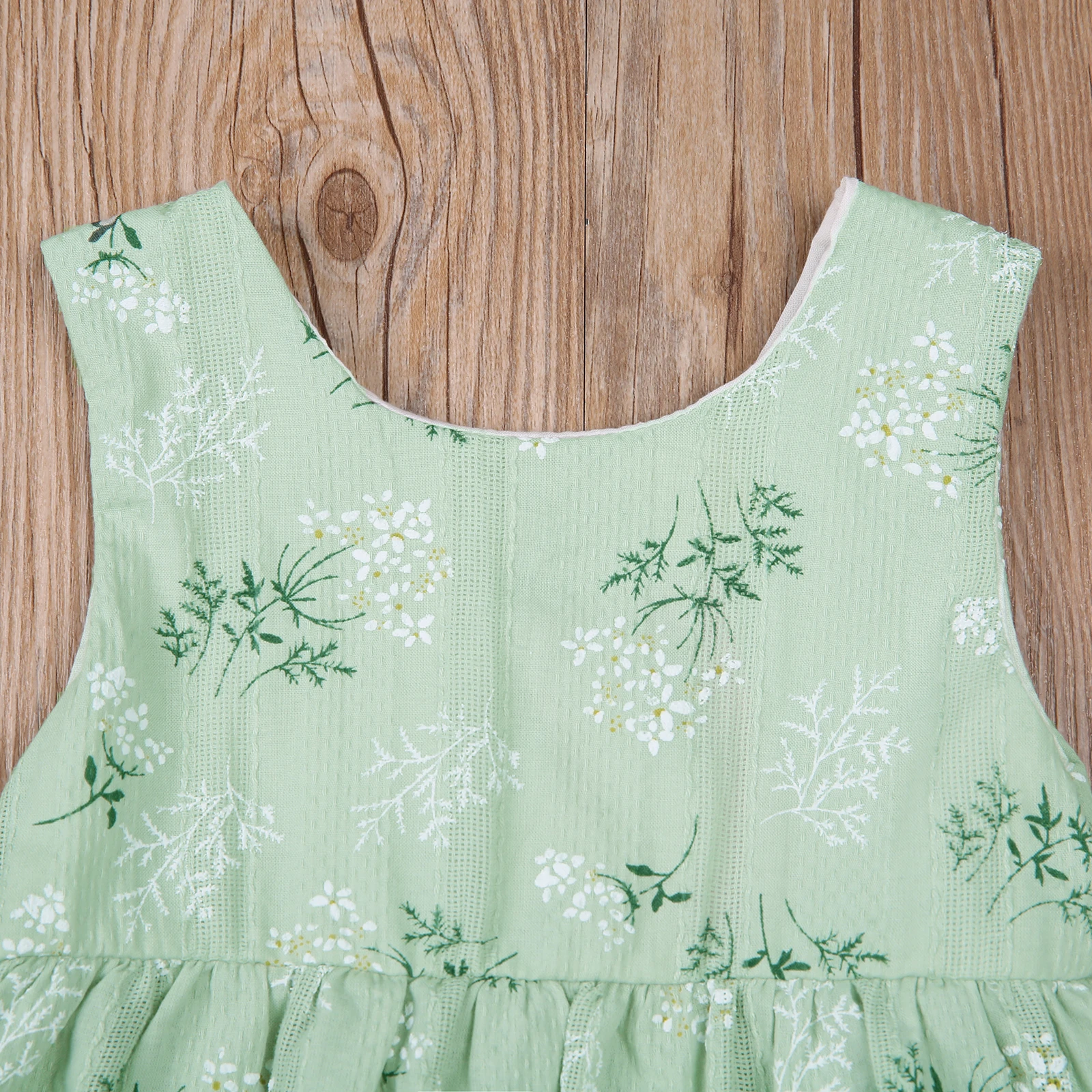 

Baby Girl\u2019s Ruffles Vest Shorts Suit Fresh Floral Printed Sleeveless Tops and Short Pants 0-24M