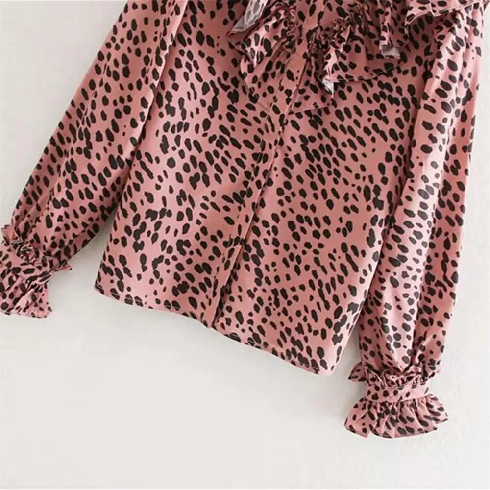 

Autumn 2019 women's new stand collar long sleeve shirt with laminated decoration Animal Print Shirt 08546807172