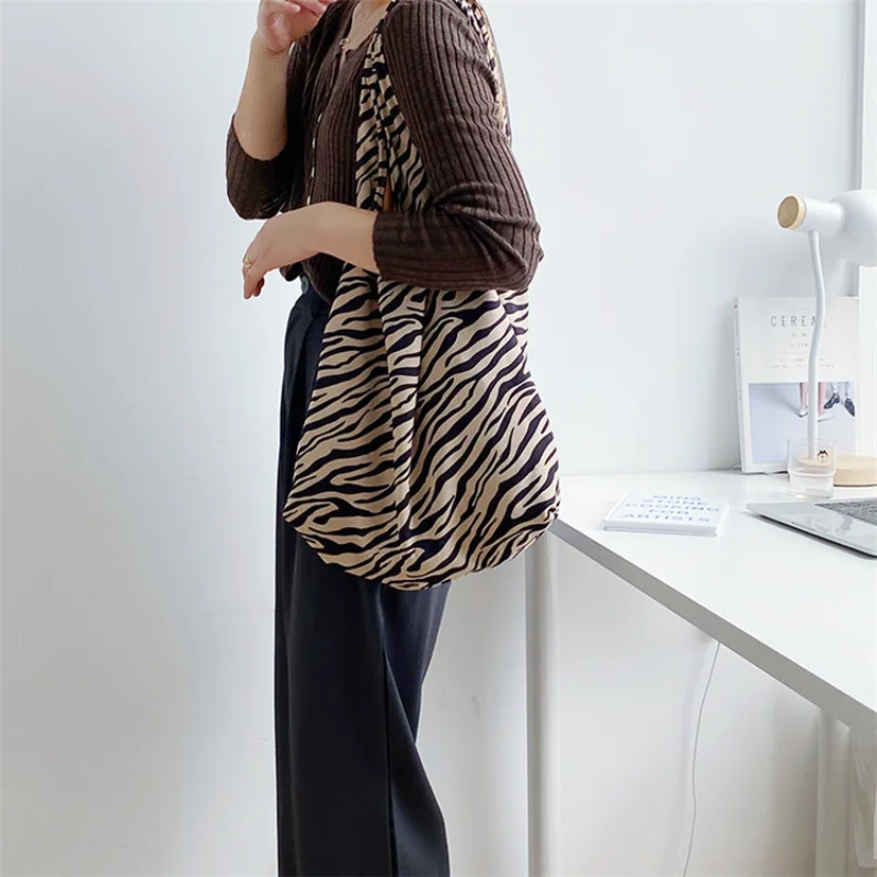 Корейская модная Холщовая Сумка на плечо с принтом зебры сумки для женщин