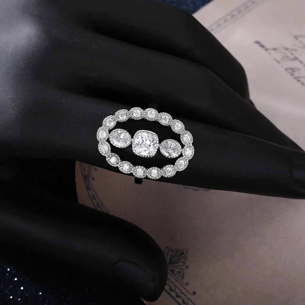 

Luxury Female White Crystal Stone Ring Charm Silver Color Big Wedding Rings For Women Small Round Zircon Engagement Ring