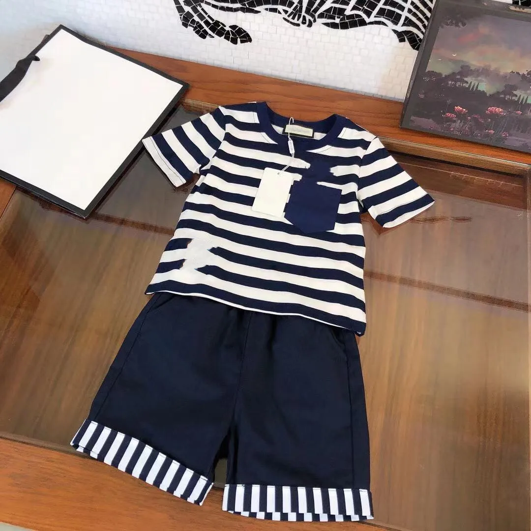 

Boys summer short-sleeved suit 2021 new foreign boy baby clothes trendy children fashionable handsome two-piece suit