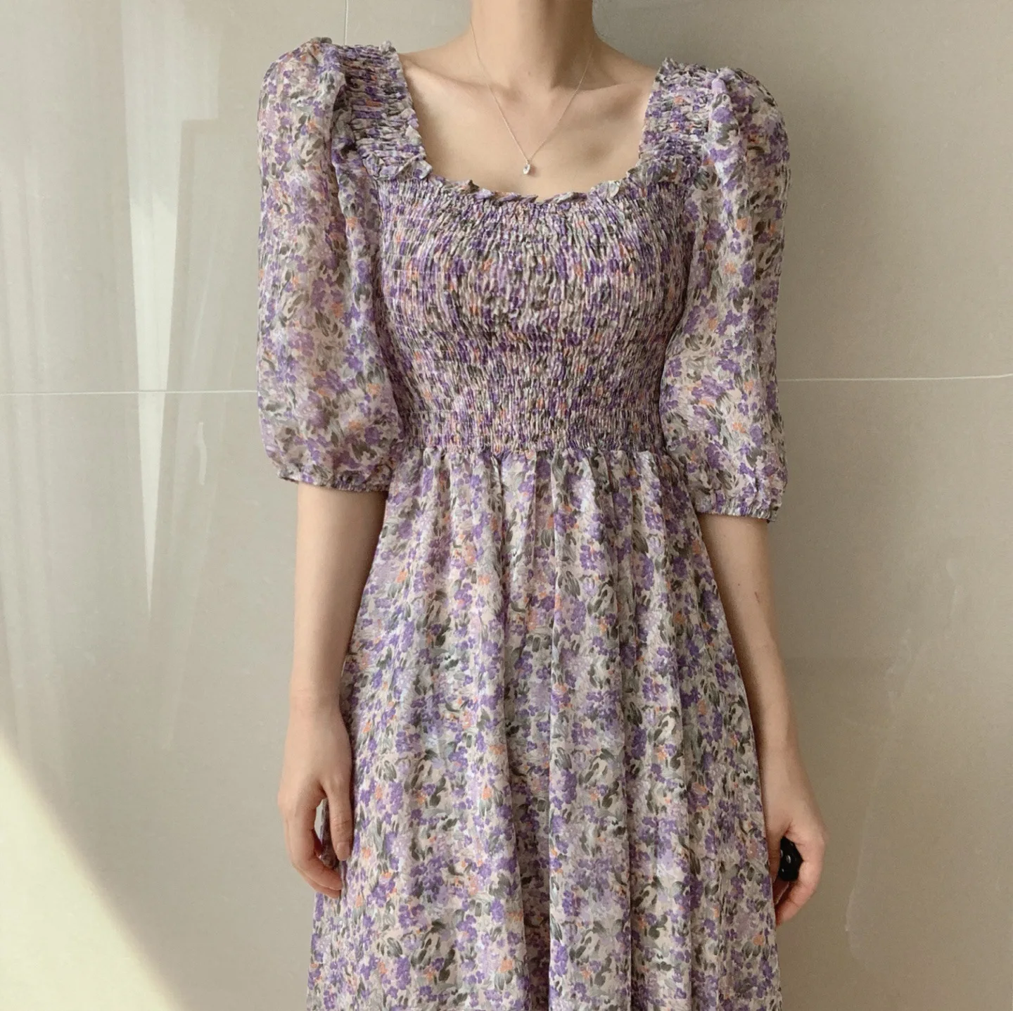 

Female Korean Chiffon Dresses Women Summer Square Collar Pleated Ruffles Floral -printed Dress 7-5