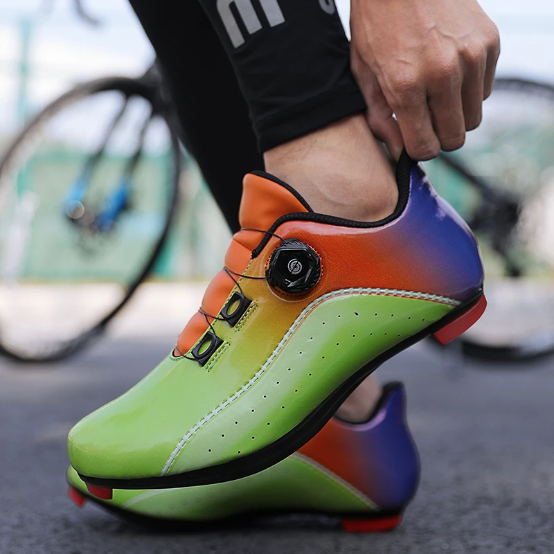 

2021 Latest Couples Cycling Road And Cross-Country Comfortable Breathable Shoes Professional Mountain Flat Shoes