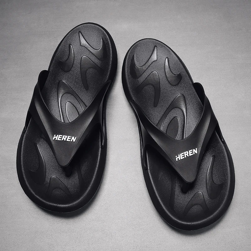 

Men's casual slippers men's flat bottom non slip PVC slippers men's indoor bathroom cool slippers men's summer beach slippers
