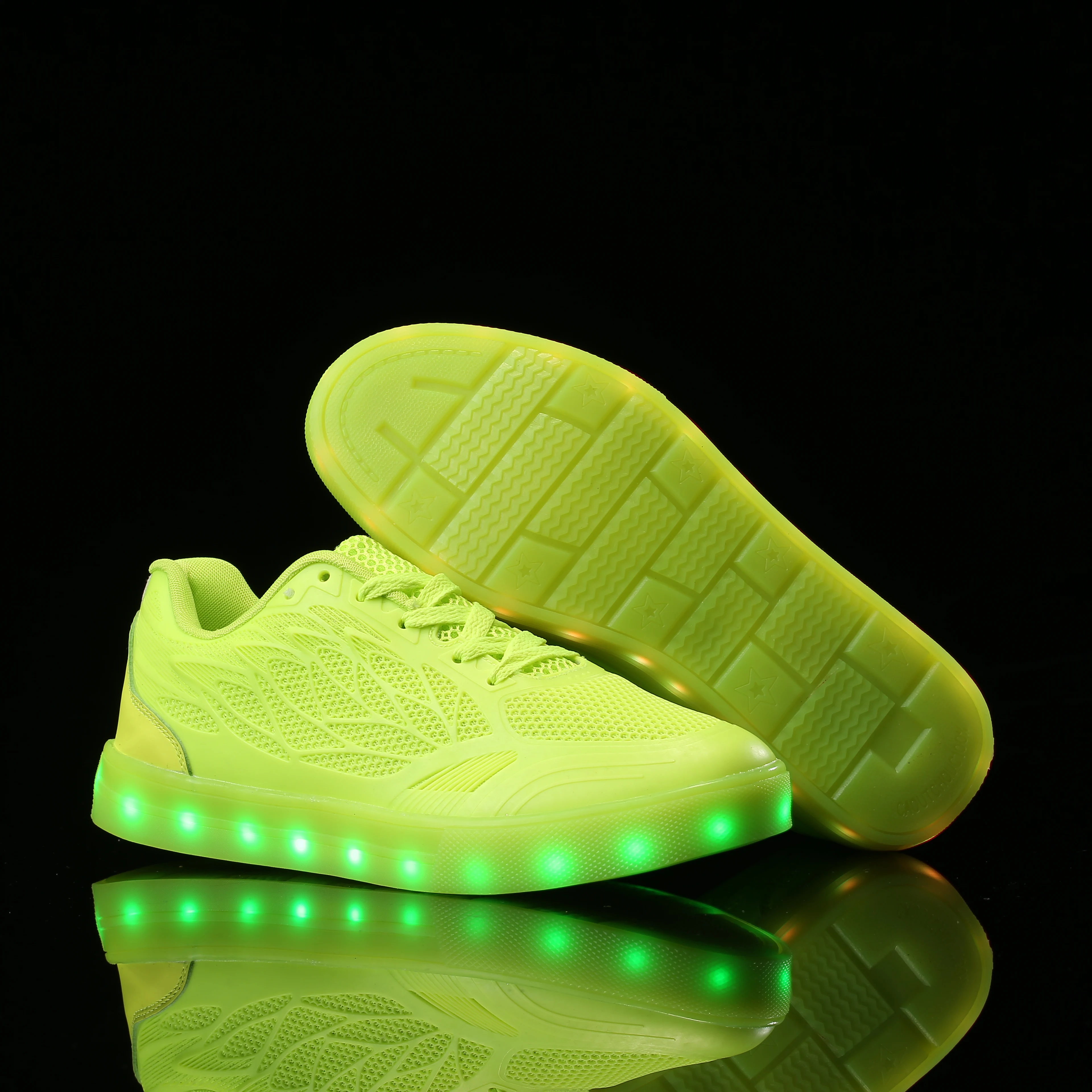 Remote Led light Up Shoes for Women Fashion USB Charger Sneakers led Girls Lady Glowing Outdoor Flash Casual Shoe | Обувь