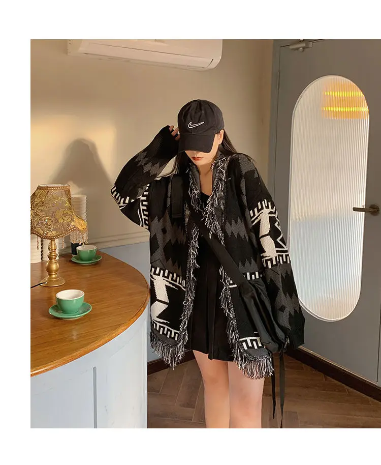 

2022 Spring Fall Retro Irregular Cat's Whiskers Knitted Cardigan for Women Long Sleeve Loose Sweater Ladies Streetwear Jacket