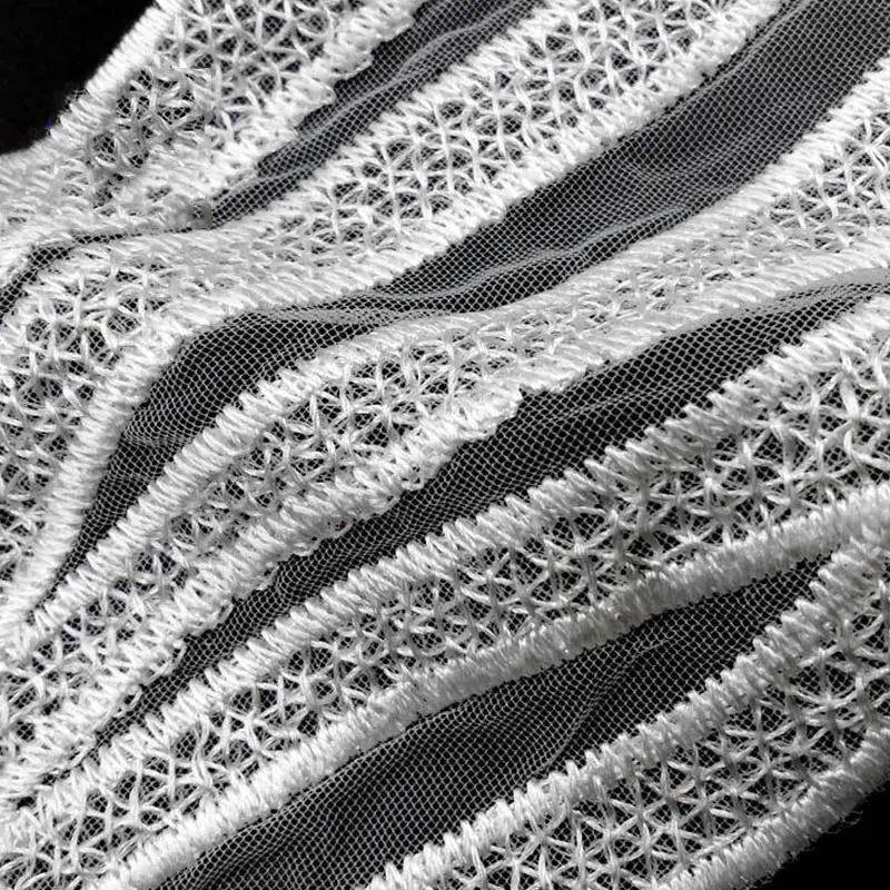 

New 1PC Fashion White Lace Fake collar white Fabric Embroidered Applique Neckline Sewing Supplies Scrapbooking Elegant Neckband