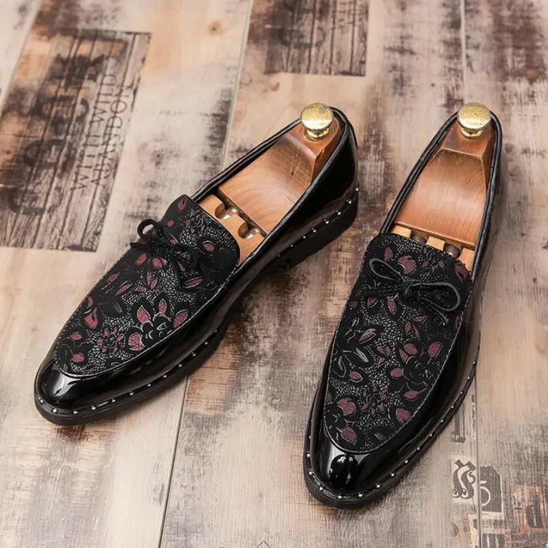 

Brand Designer Luxury Brand Wedding Shoes Men Italian Fashion loafers driving Lazy slip on Leather Mens Formal Shoes A57-52