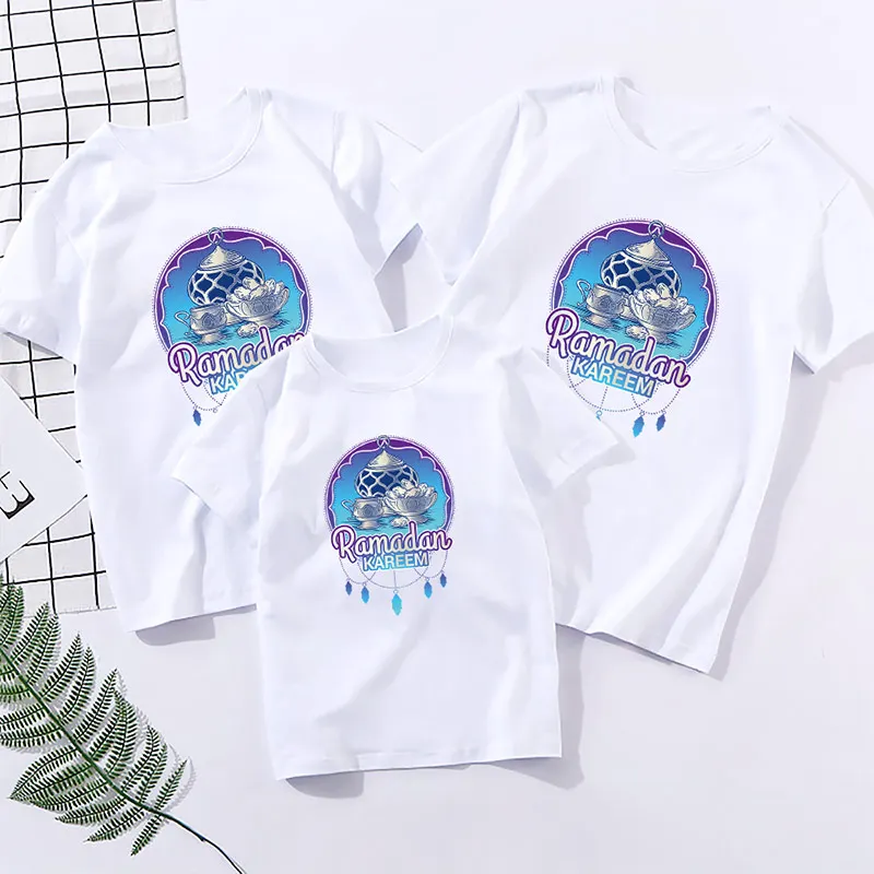 

Ramadan T-Shirt Muslim Festival Moon Family Matching Outfits Dad Mom and Kids Cotton baby Family Fashion T-Shirt Eid al-Fitr