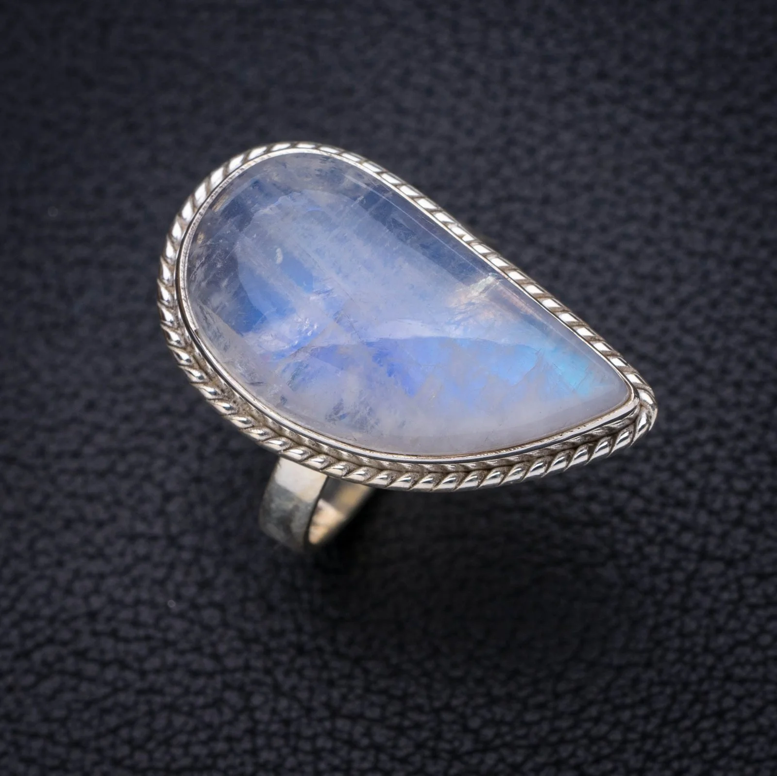 

StarGems Natural Moonstone Handmade 925 Sterling Silver Ring 7.5 E7229