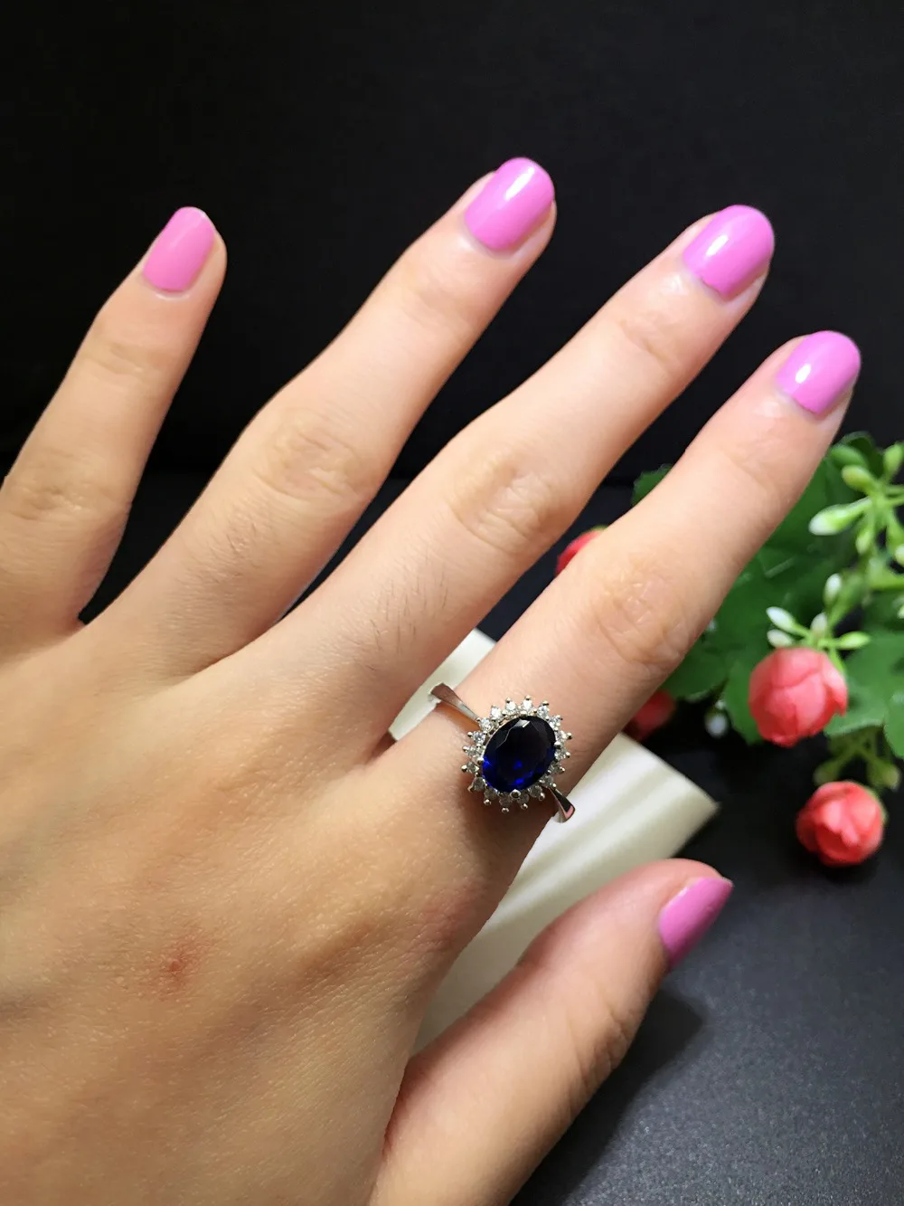 Женское кольцо из серебра 925 пробы с синим сапфиром|Кольца| |