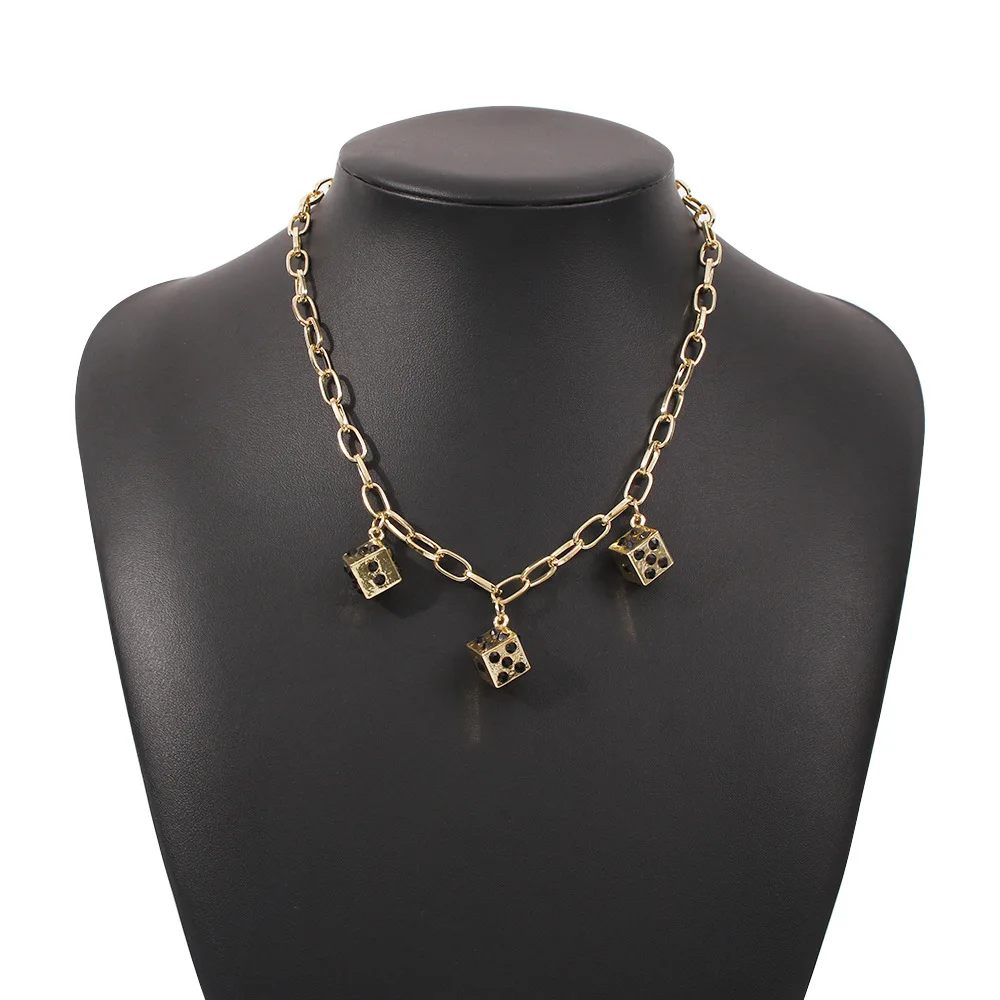 

New style goth women's neck pendant creative geometric cube suspension women's necklace aesthetics punk neck chain accessories