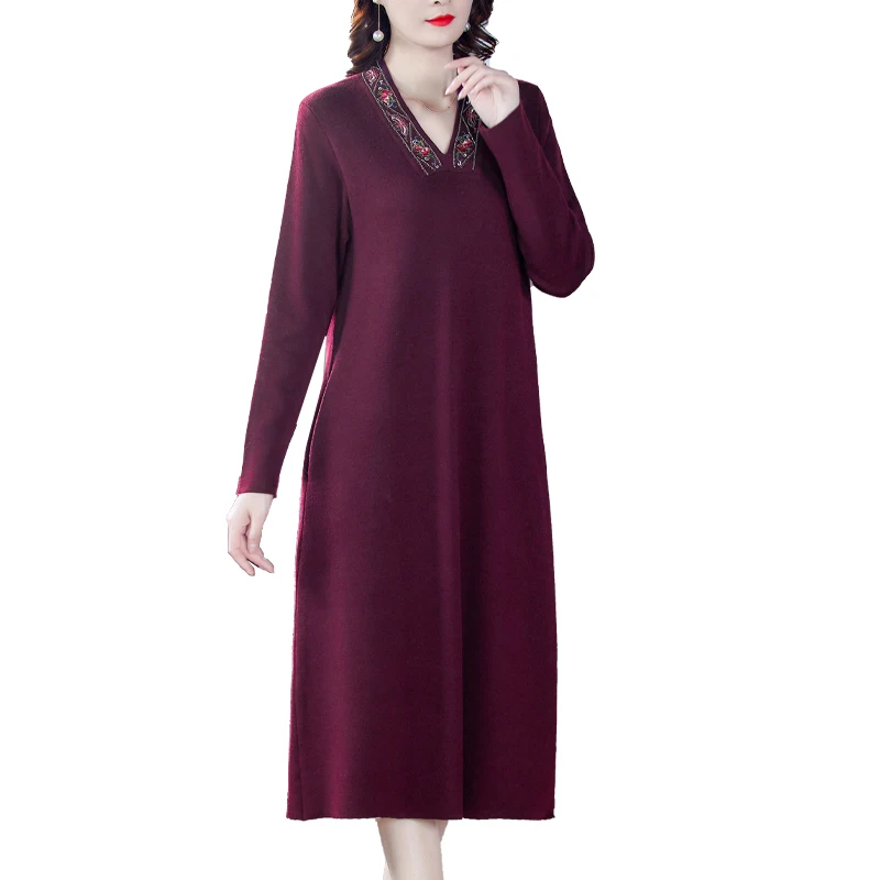 

COIGARSAM 4XL Plus Size Fashion Knitting Women dress New Winter Spring Embroidery V-Neck Dresses Black Purple 8982