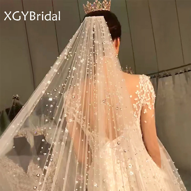 

New Arrival Bridal Veil Long Luxury One Layer Lace Edge Diamond Beaded Champagne Cathedral Veil With Comb Tulle for Bride