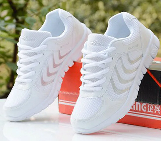 

Vulcanized shoes men sneakers 2020 fashion breathable mesh men casual shoes lace-up comfort men shoes sneakers plus size tennis