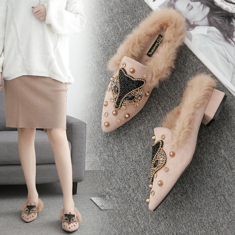 2020 фирменный дизайн зимние женские меховые шлепанцы с заклепками украшенные