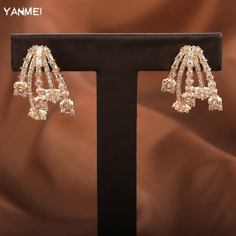 

High-end Design Curved Zircon Ear Studs for Women Top Luxury and Exquisite High-end Jewelry Dubay Jewelry бижутерия свадебная
