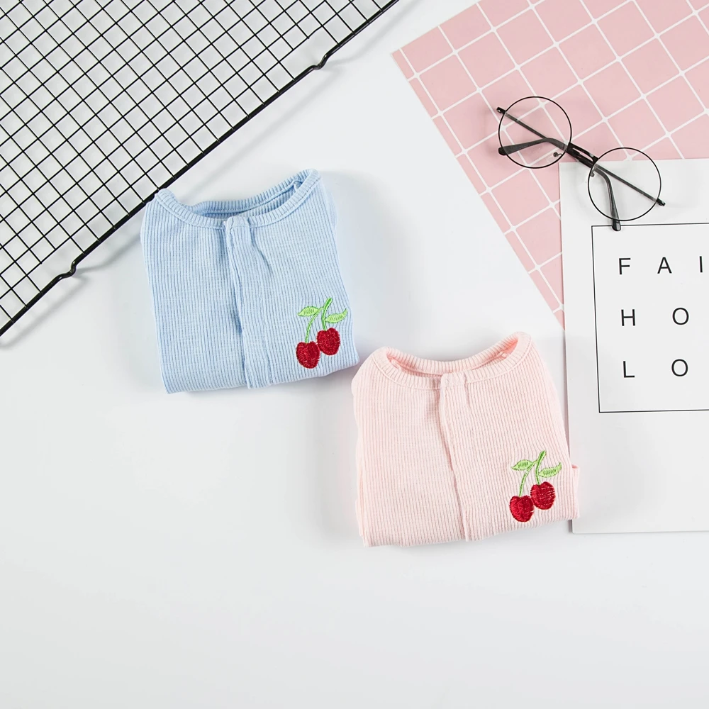 Пижамы с рисунком вишни одежда для кошек и собак пальто щенков Рождественская